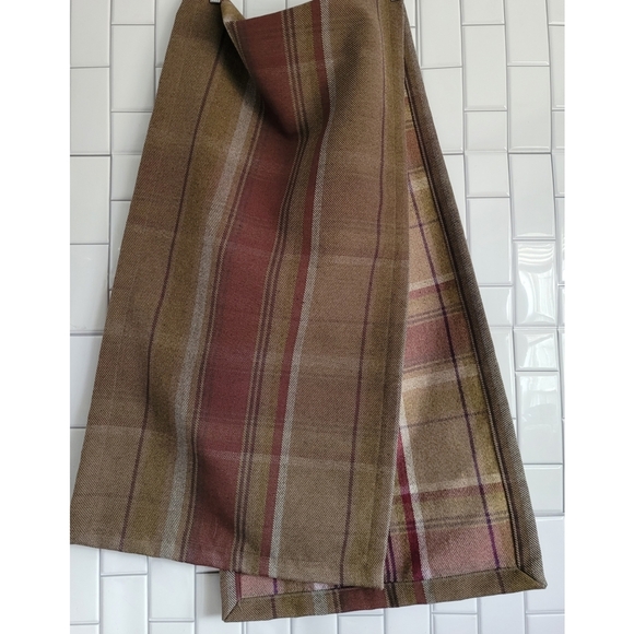 MCALISTER TEXTILES Angus Design Table Runner/Throw   77inL  19inW  Color(s) Brow - Picture 1 of 5
